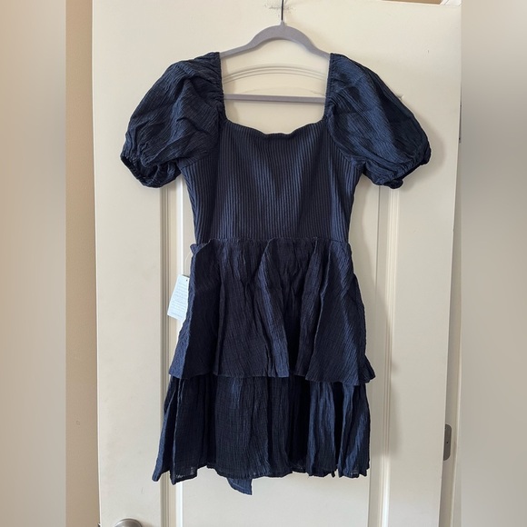 NWT Lush Brand Navy Short Sleeve Tiered Dress Women’s Size Medium - Picture 3 of 15